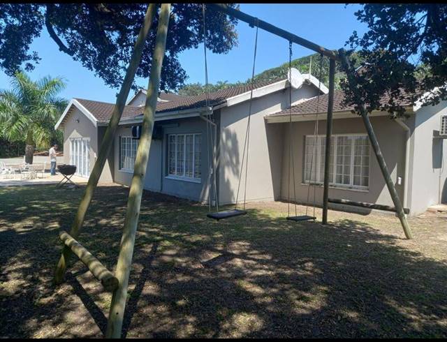 3 BEDROOM HOUSE FOR SALE IN OSLO BEACH